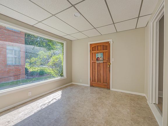 2nd image of 2230 Long St