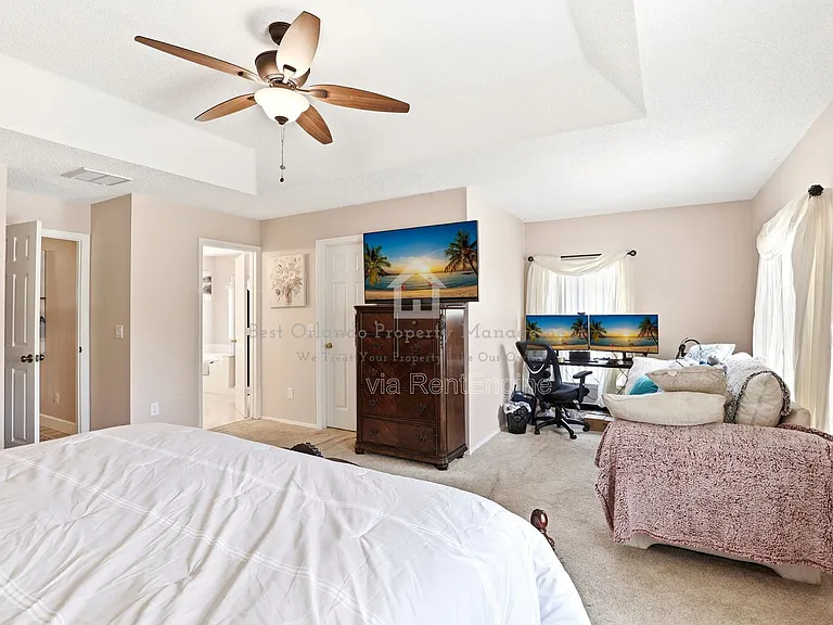 824 Lake Biscayne Way — Photo 29