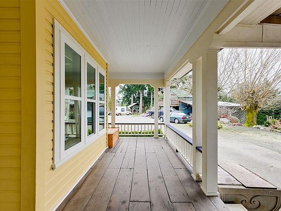 3rd image of 4890 Wilson Rd