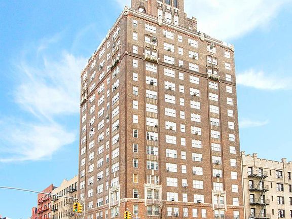 3rd image of 302 W 12th St APT 9D