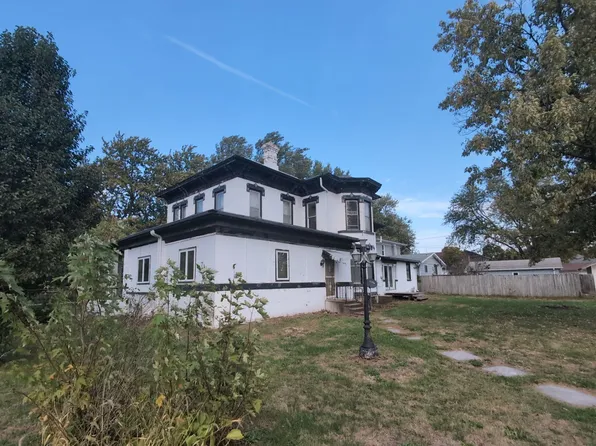 711 W Adams St, Creston, IA 50801
