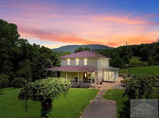 250 Robertson Mountain Rd, Narrows, VA 24124