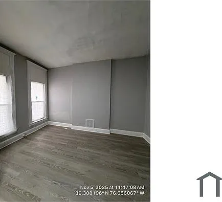 3 bed, $2,300 — Photo 4