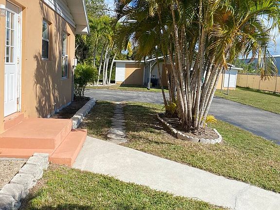 3rd image of 203 Copeland Ave S