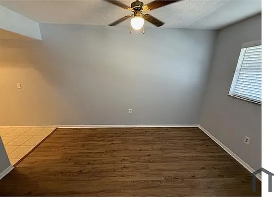 3937 Broadway Ave #4 — Photo 1