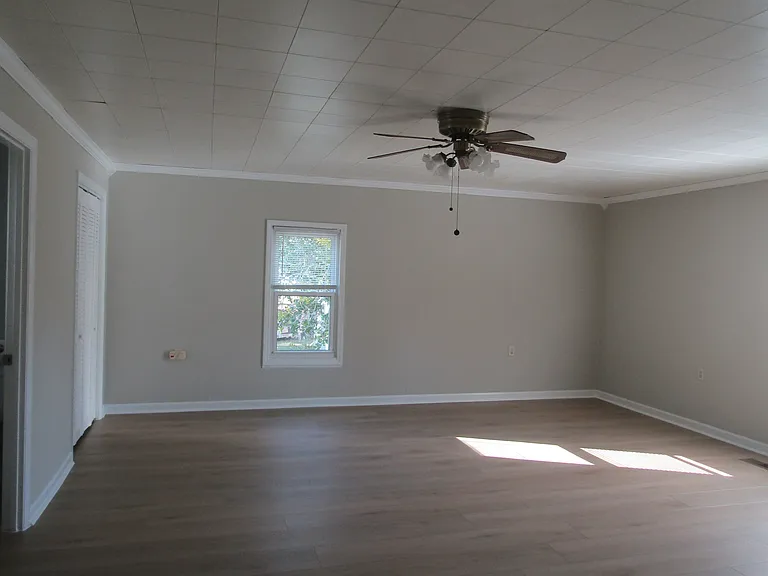 Main BR