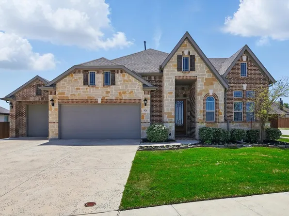 926 Timber Ridge Dr, Justin, TX 76247