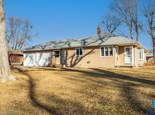 126 NW 2nd St, Colman, SD 57017