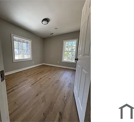 775 Bedingfield Ave — Photo 10