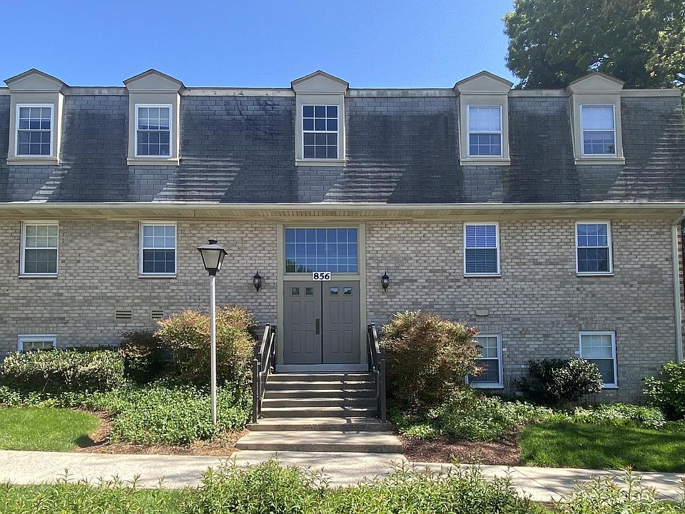 1st image of 856 College Pkwy APT T2