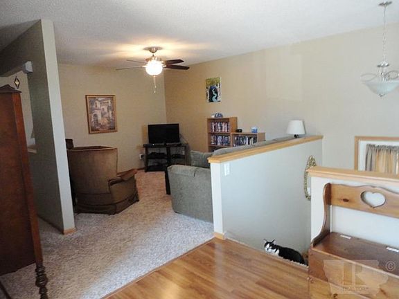 2nd image of 931 S D St