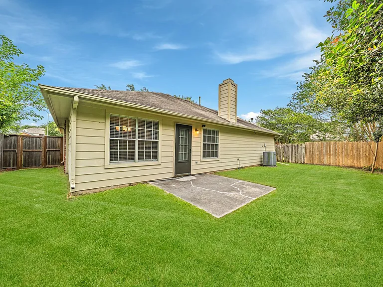 15007 Changing Oak Ridge Ct — Photo 26
