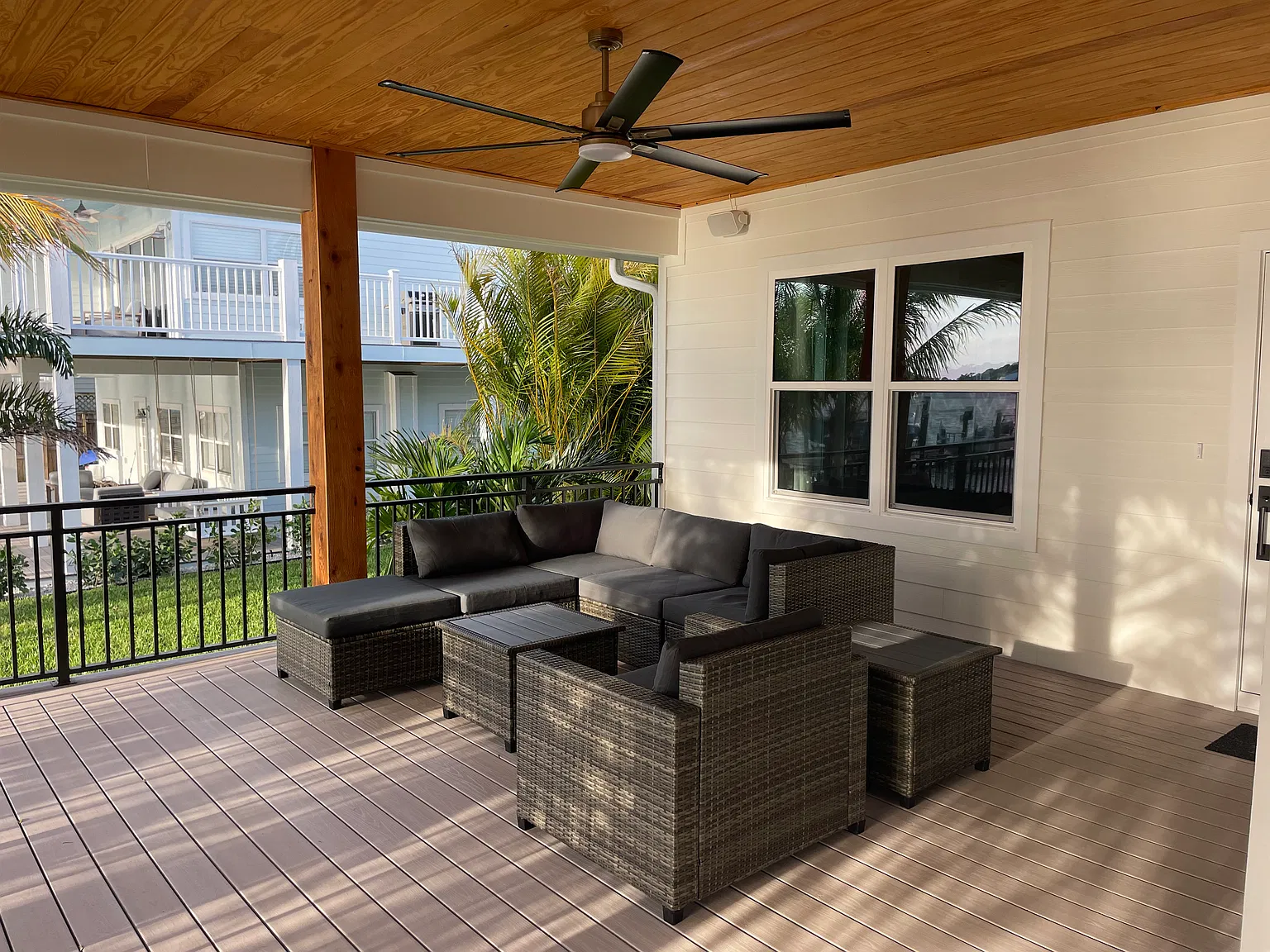 2 bed, 1400 sqft, $4,500 — Photo 3