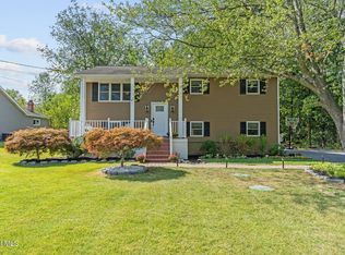19 S Westcott Rd, Schenectady, NY 12306