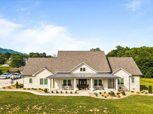195 Grandview Ln, Jacksboro, TN 37757