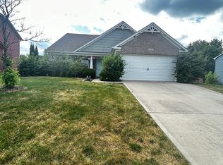 1106 Vicksburg Dr S, Greenwood, IN 46143