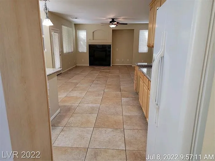 2768 Craigmillar St — Photo 7
