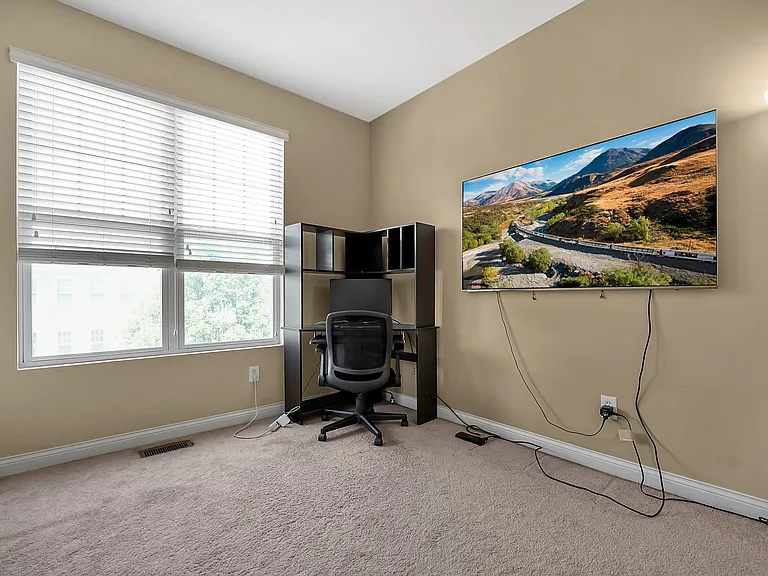 4131 Kinnia Dr — Photo 16