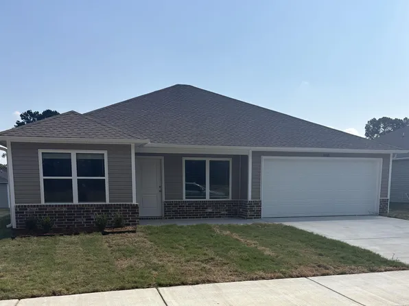 1408 Manor Oaks Blvd, Searcy, AR 72143