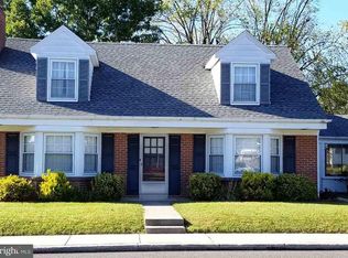 2 Berlin Rd, New Oxford, PA 17350