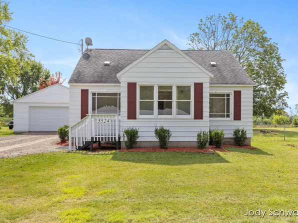 5524 W Taylor St, Fremont, MI 49412