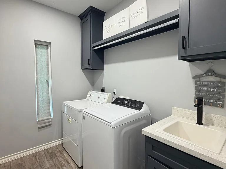 3602 Westcreek Dr — Photo 7