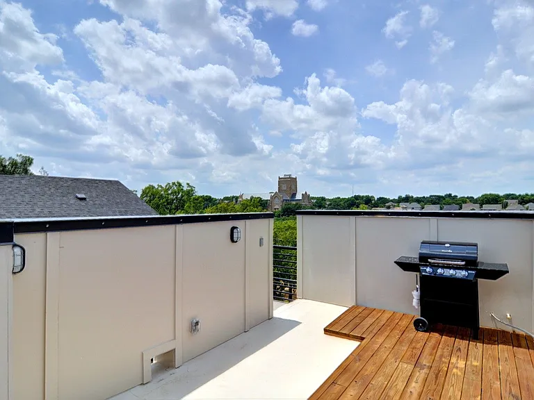 2514 Forest Park Blvd — Photo 47
