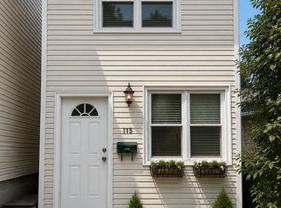 1-15 Beach 90th St #1, Far Rockaway, NY 11693