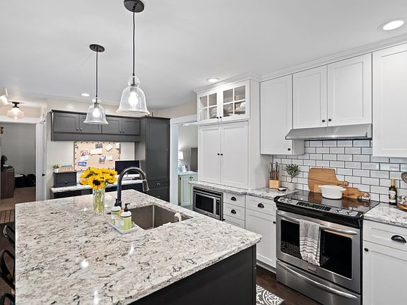 5th image of 519 Leeward Ct