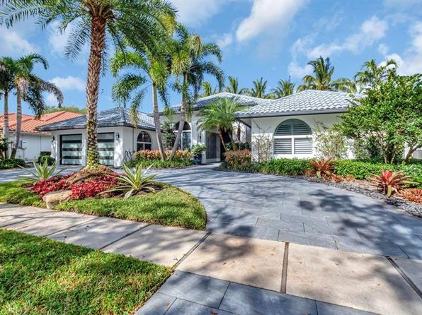 5747 Paddington Way