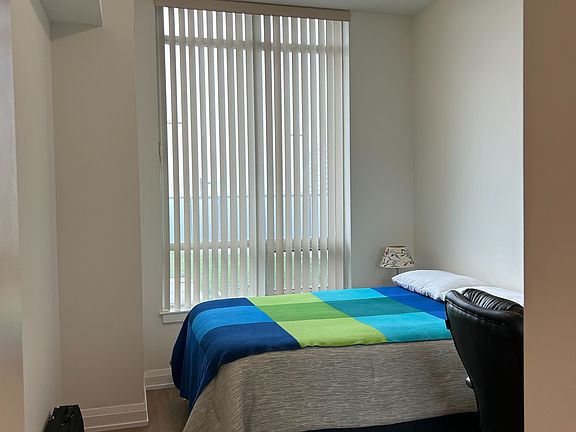 2nd image of 7161 Yonge St #322