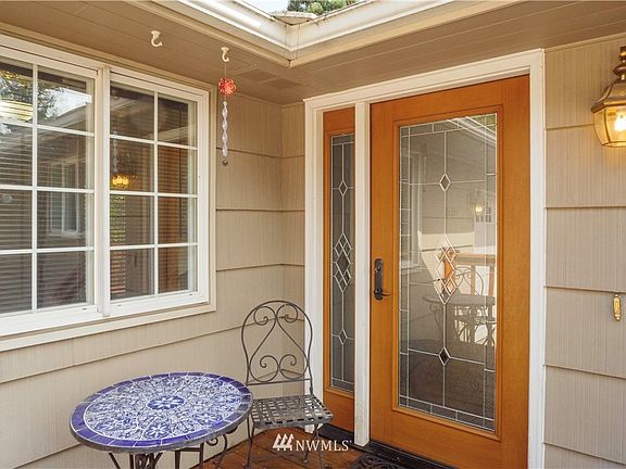 3rd image of 14838 5th Ave S