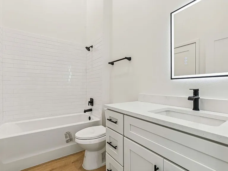 The Milk Stacks: Boutique Luxury Living in Downtown Orlando's Milk District — Photo 55