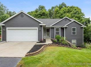15411 Cedar Leaf Ct NE, Cedar Springs, MI 49319
