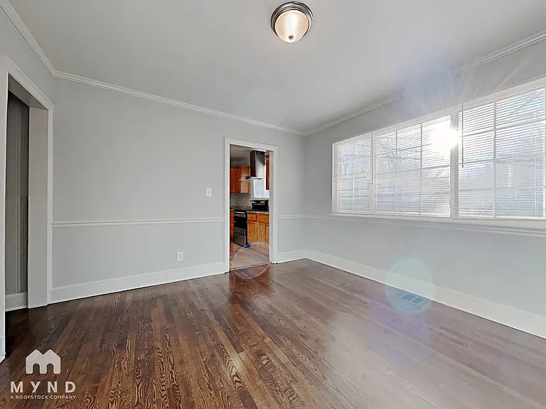 2915 Allen Rd S — Photo 6