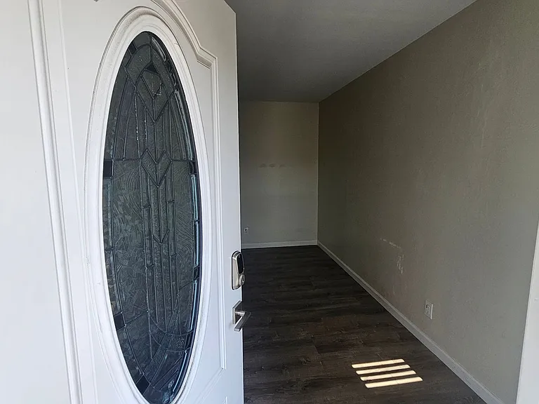 3381 Monroe St — Photo 2