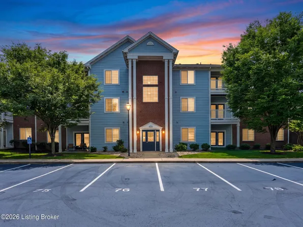 2600 Aristocrat Pl Unit 302, Louisville, KY 40299