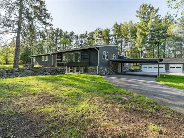 1444 Holcomb St, Watertown, NY 13601