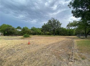 3123 N 18th St, Waco, TX 76708