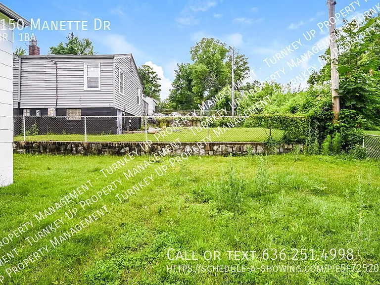 7150 Manette Dr — Photo 15