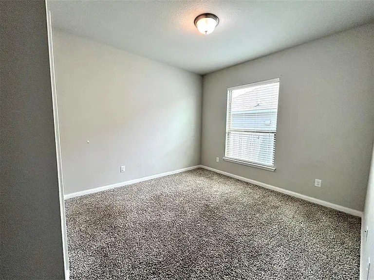 6114 Wheaton — Photo 12