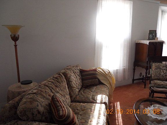 2nd image of 608 Idaho Ave