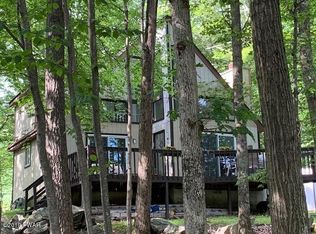 120 Northwynd Dr, Milford, PA 18337