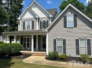 245 Hocutt Farm Dr, Clayton, NC 27527