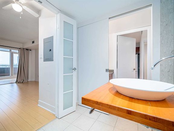 2nd image of 550 Queens Quay W #318
