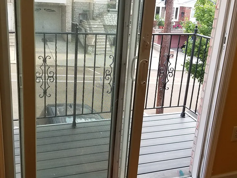 102 Hague St #1 — Photo 7