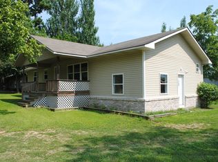 1010 Oak St, Mountain View, AR 72560