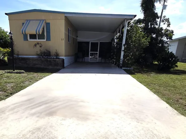 32 S Pioneer St #P132, North Fort Myers, FL 33917