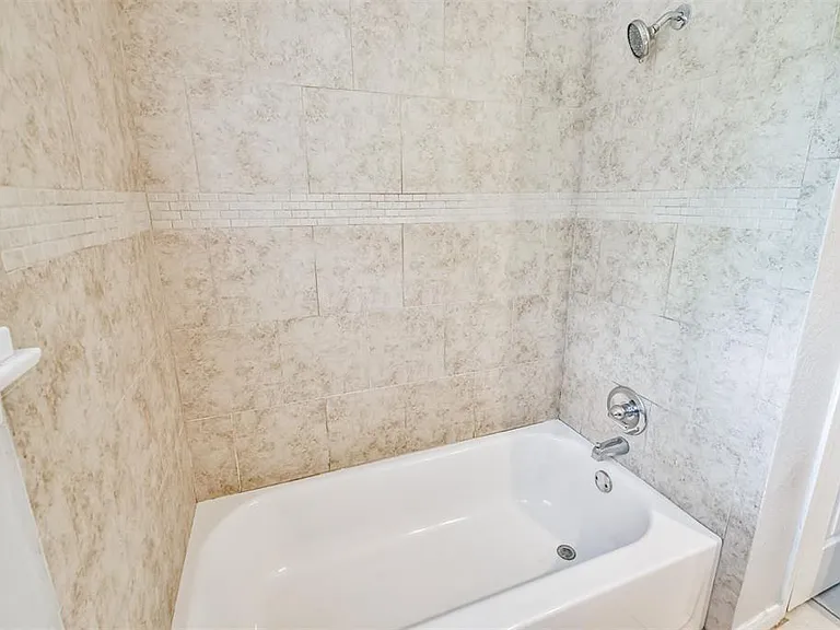 7106 Pinetex Dr — Photo 28