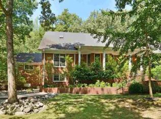 585 Shady Hollow Cv, Eads, TN 38028